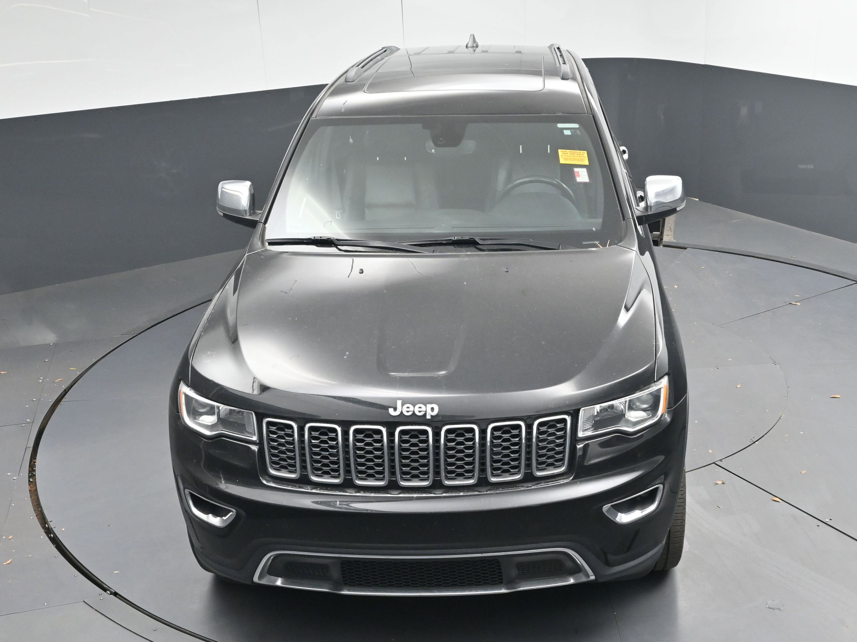 Used 2020 Jeep Grand Cherokee Limited w/ Luxury Group II image 31