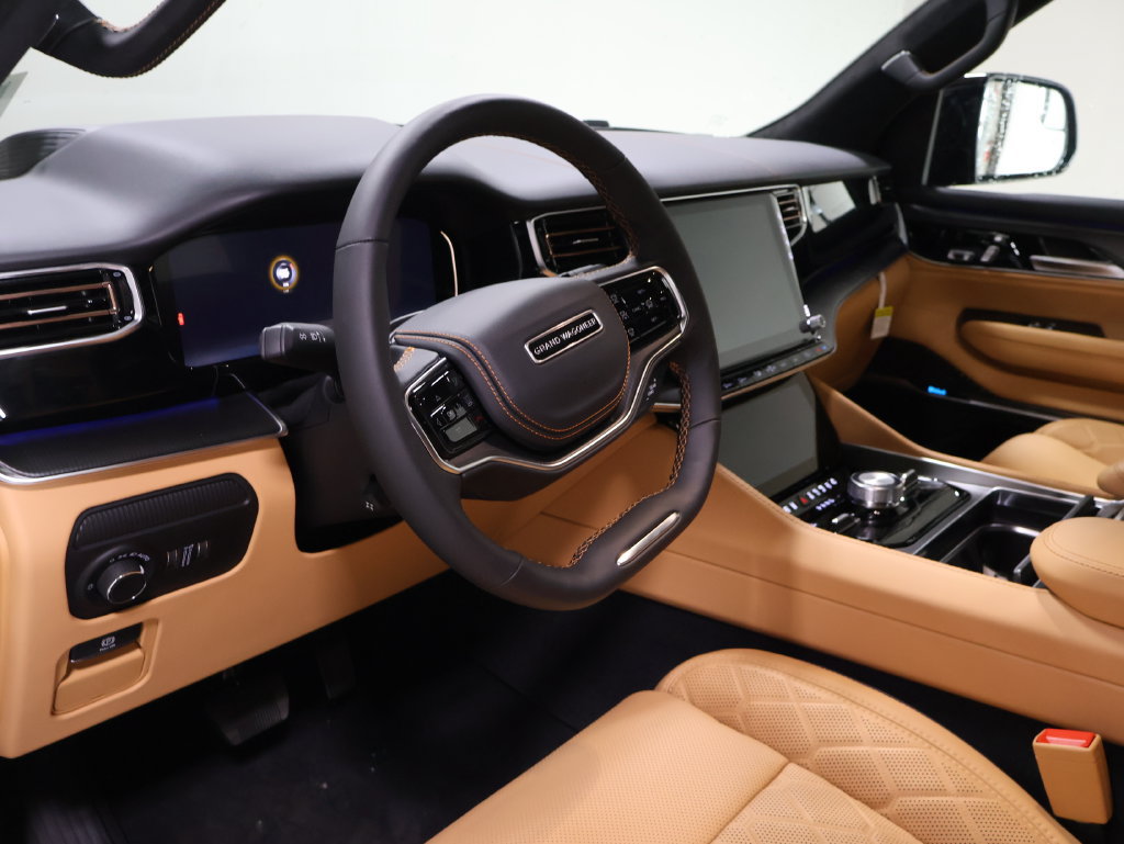 New 2026 Jeep Grand Wagoneer Summit AWD/4WD image 26