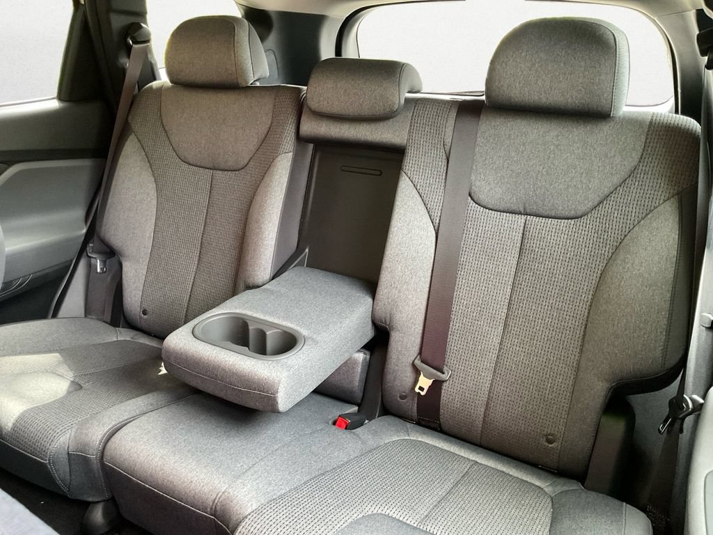 Used 2023 Hyundai Santa Fe SEL AWD/4WD image 9