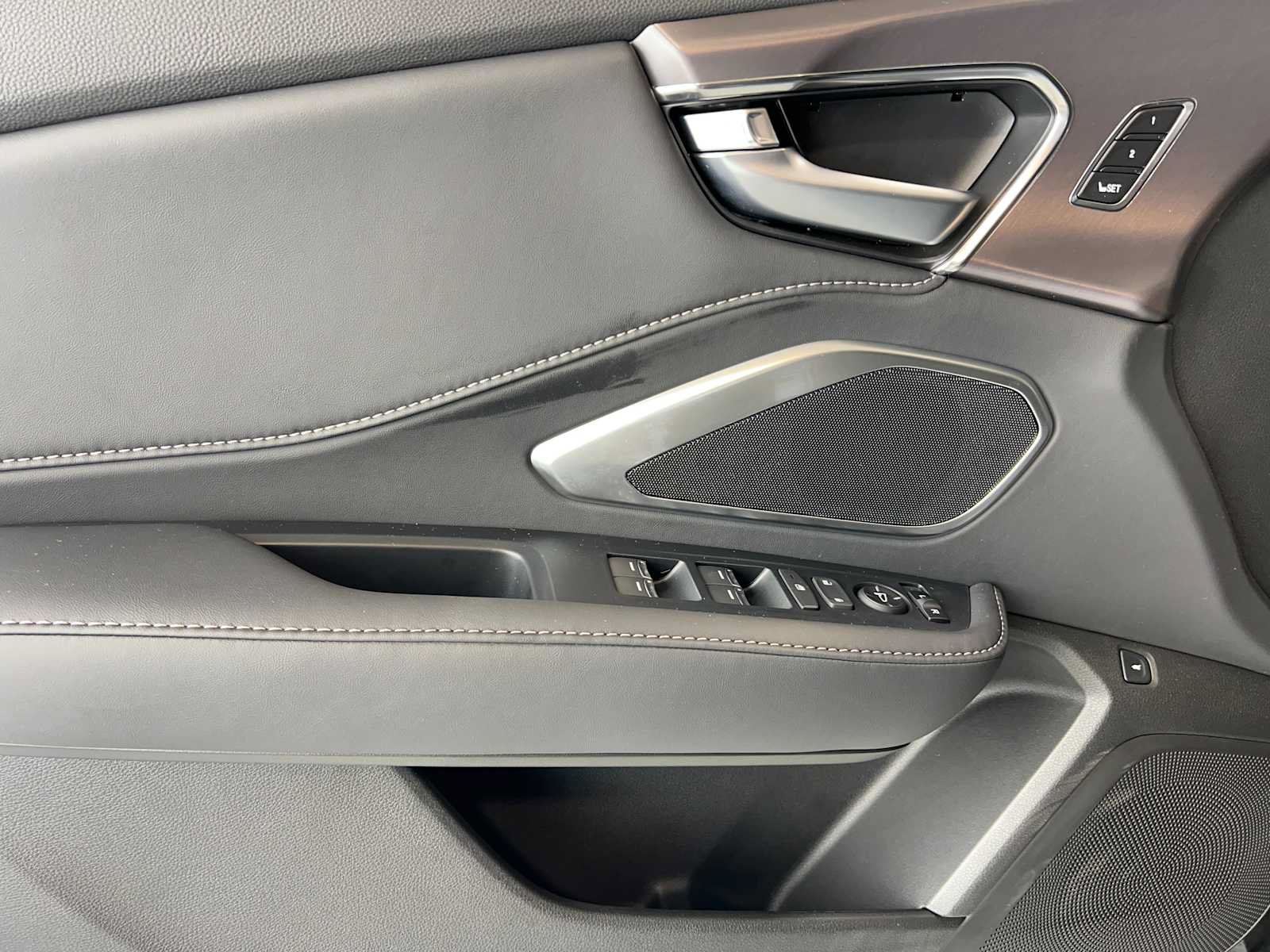 New 2026 Acura RDX SH-AWD image 15