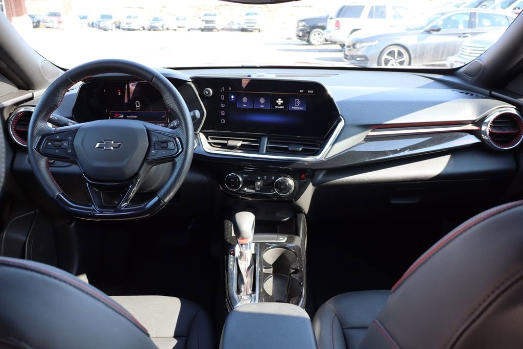 Used 2024 Chevrolet Trax RS w/ Driver Confidence Package image 36