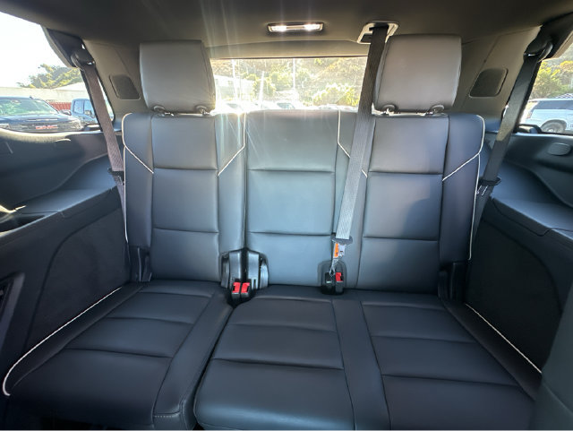 Certified 2025 Cadillac Escalade Premium Luxury RWD image 18