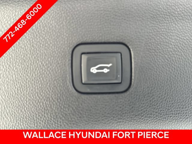 Used 2018 Buick Enclave Premium w/ Trailering Package FWD image 12