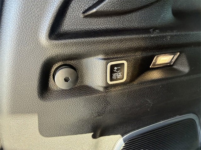 Used 2021 Jeep Grand Cherokee L Limited w/ MOPAR Finishing Package image 15