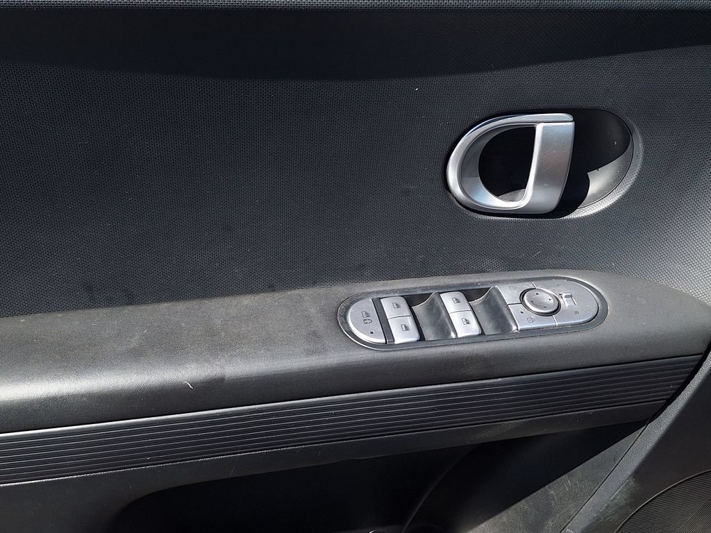Certified 2024 Hyundai Ioniq 5 SEL AWD/4WD image 9