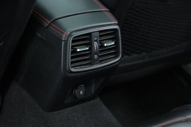 Used 2023 Genesis G70 3.3T w/ Sport Prestige Package AWD/4WD image 33