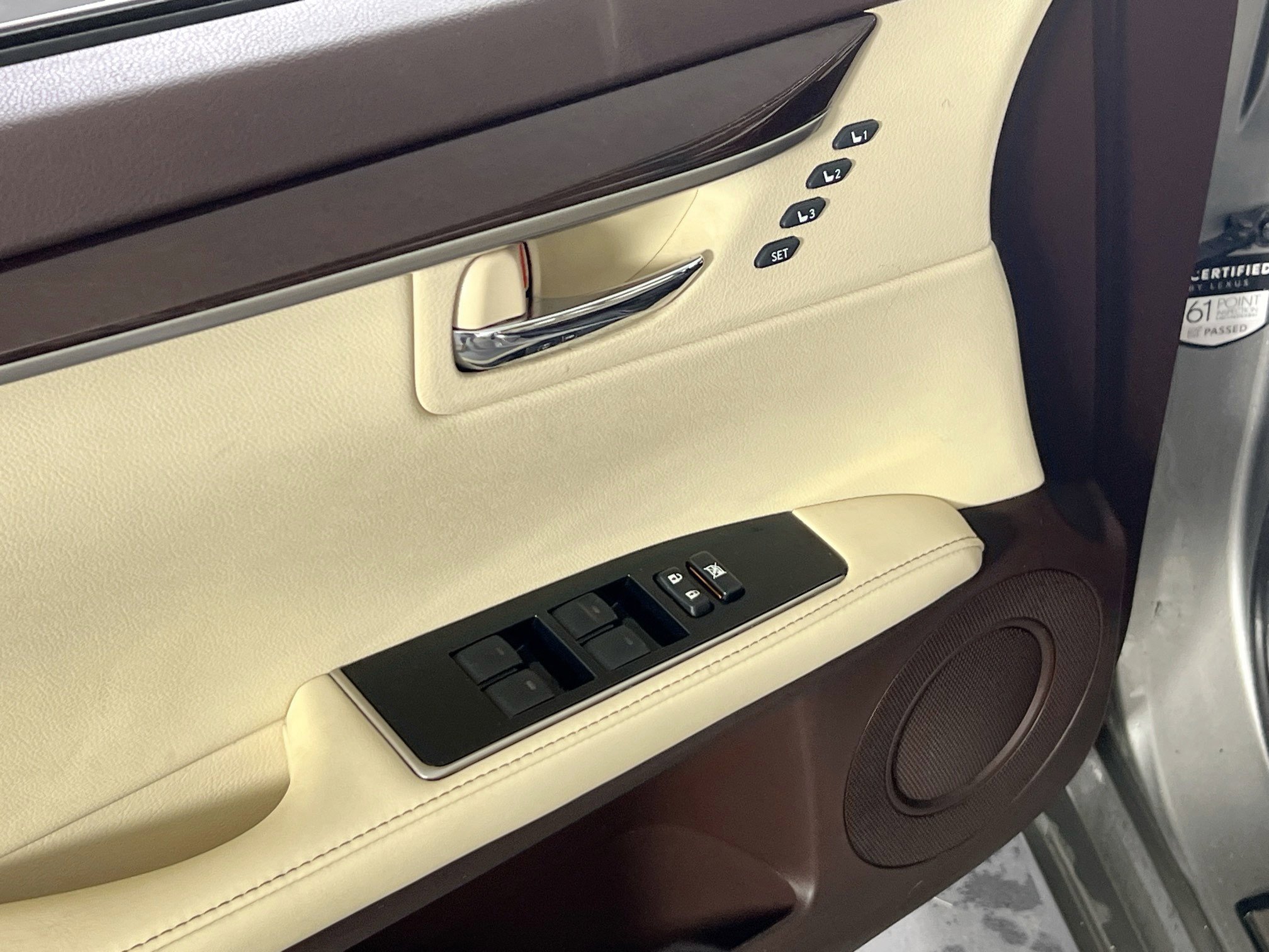 Used 2018 Lexus ES 350 w/ Navigation System Package image 17