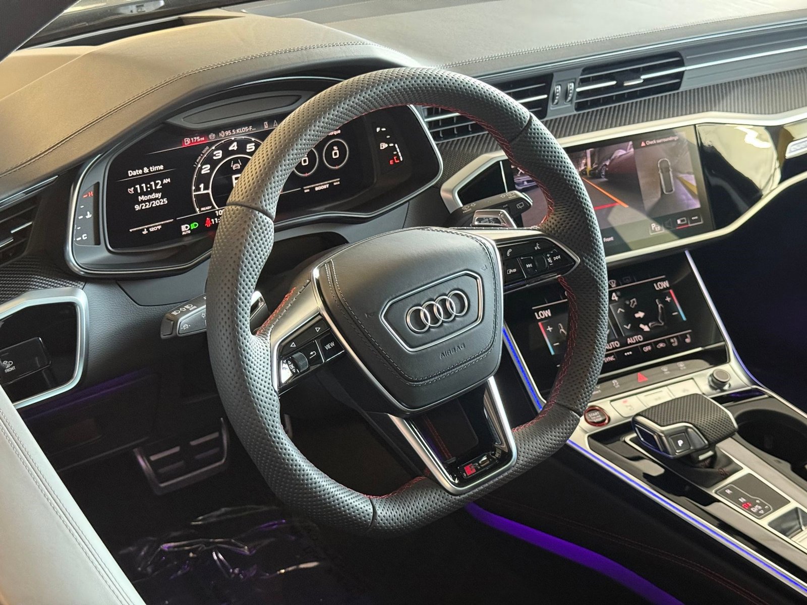 Used 2025 Audi RS 6 performance image 4