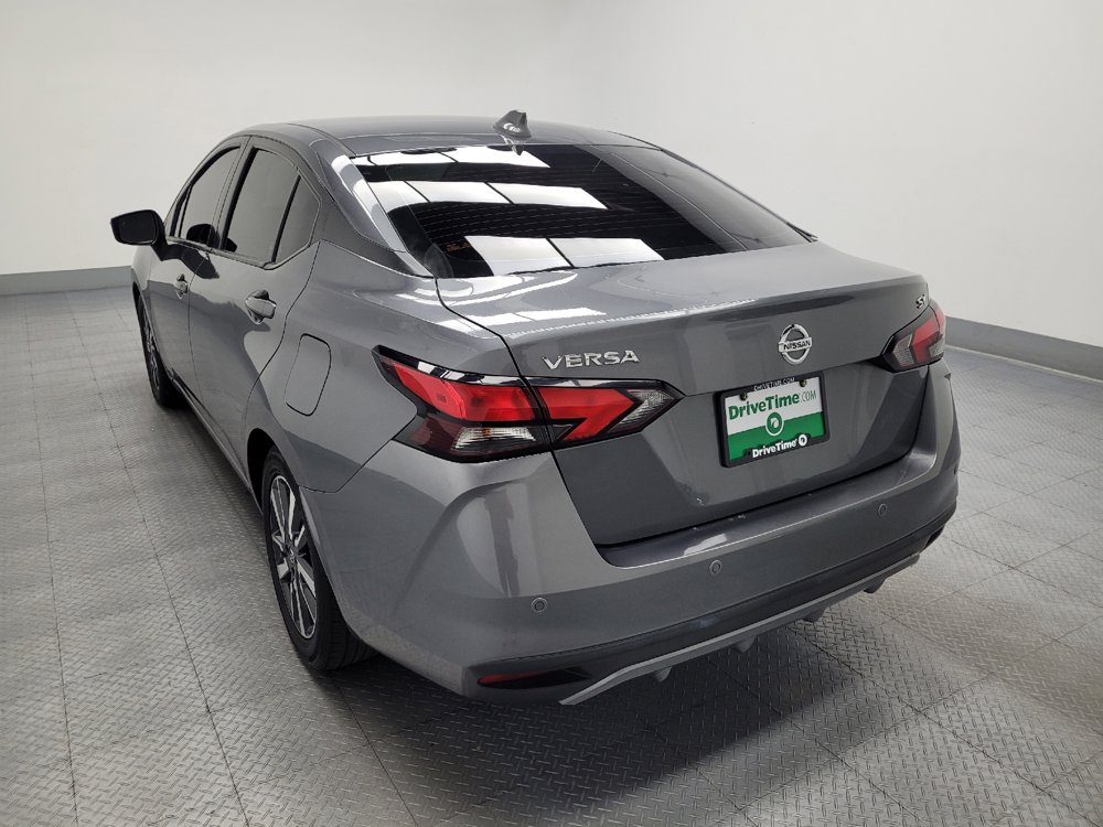 Used 2021 Nissan Versa SV FWD image 5