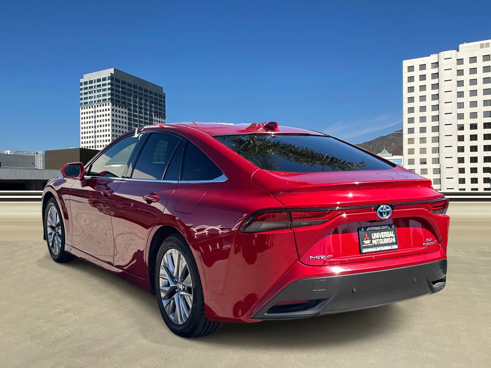 Used 2021 Toyota Mirai w/ Advanced Technology Package image 3