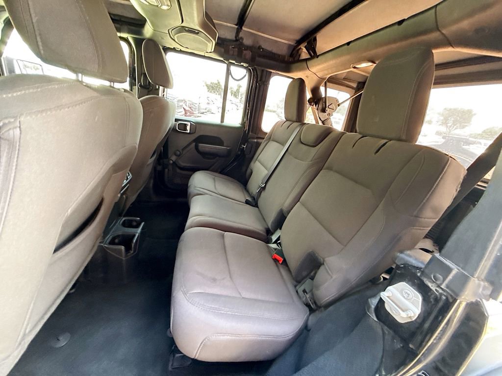 Used 2022 Jeep Wrangler Unlimited Sport image 27