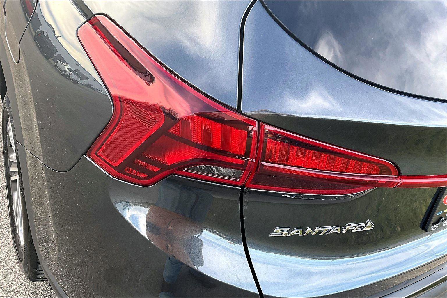 Used 2023 Hyundai Santa Fe SE image 30