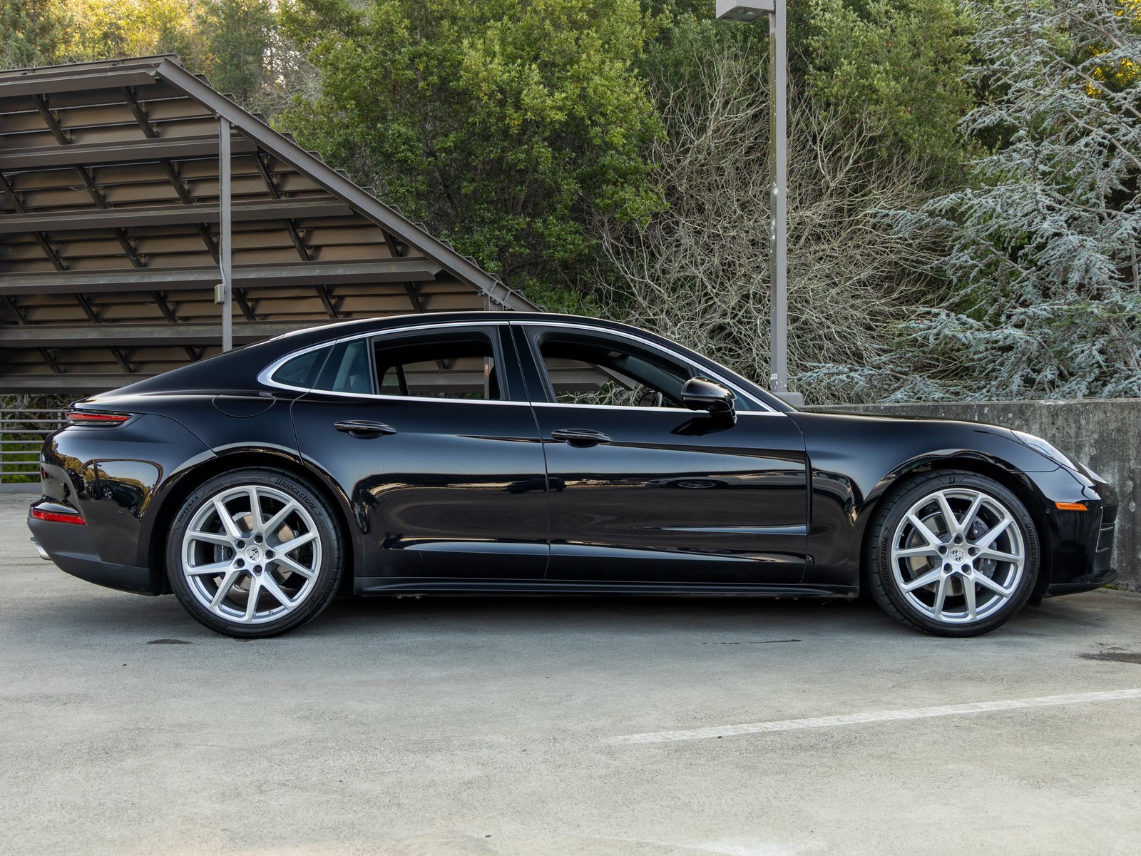 Used 2024 Porsche Panamera 4 image 12