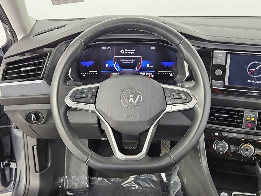 Used 2023 Volkswagen Jetta SE w/ Panoramic Sunroof Package FWD image 26