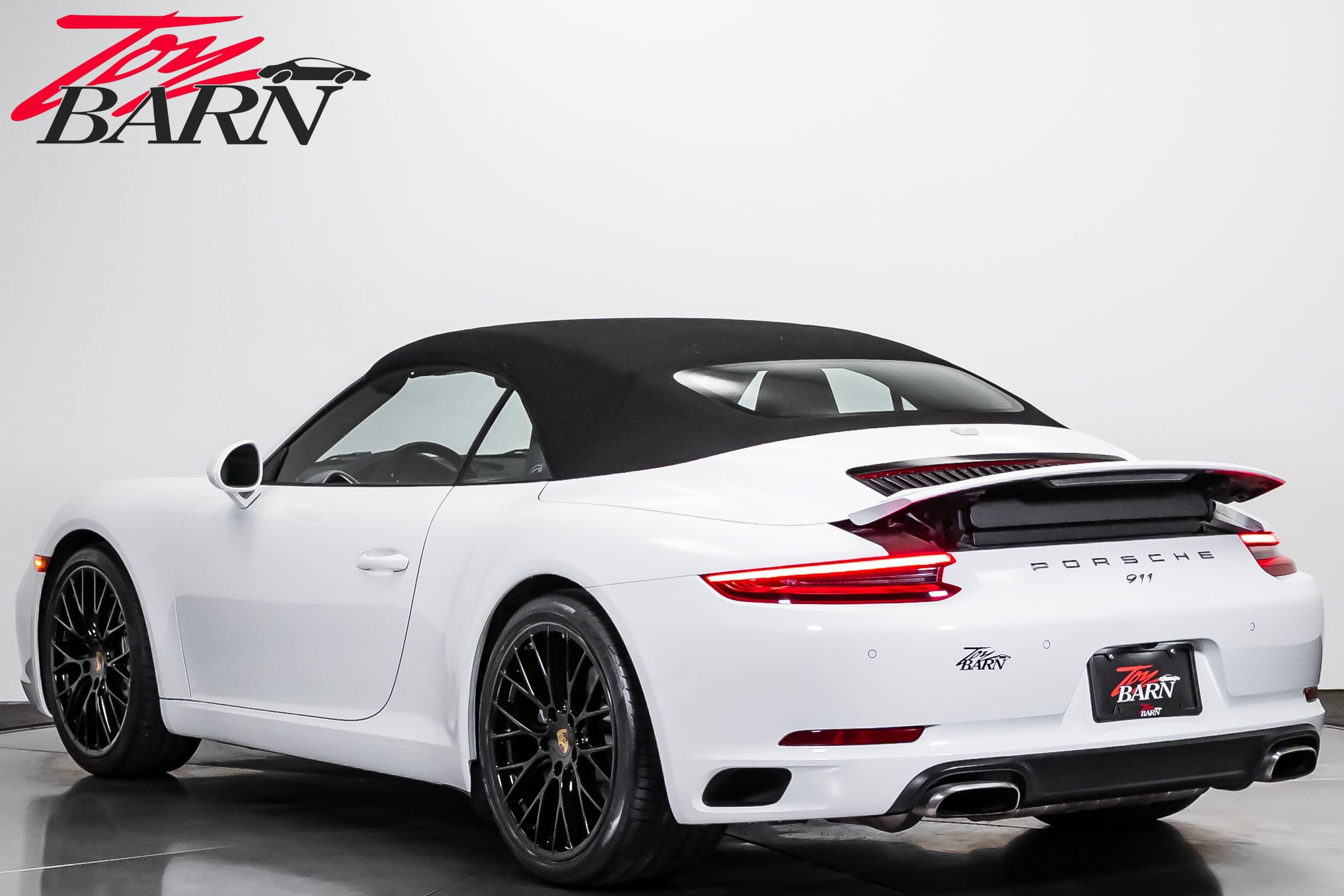 Used 2017 Porsche 911 Carrera RWD image 11