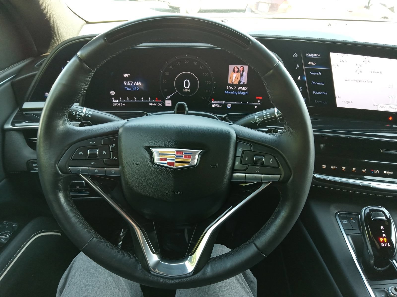 Used 2024 Cadillac Escalade Sport AWD/4WD image 14