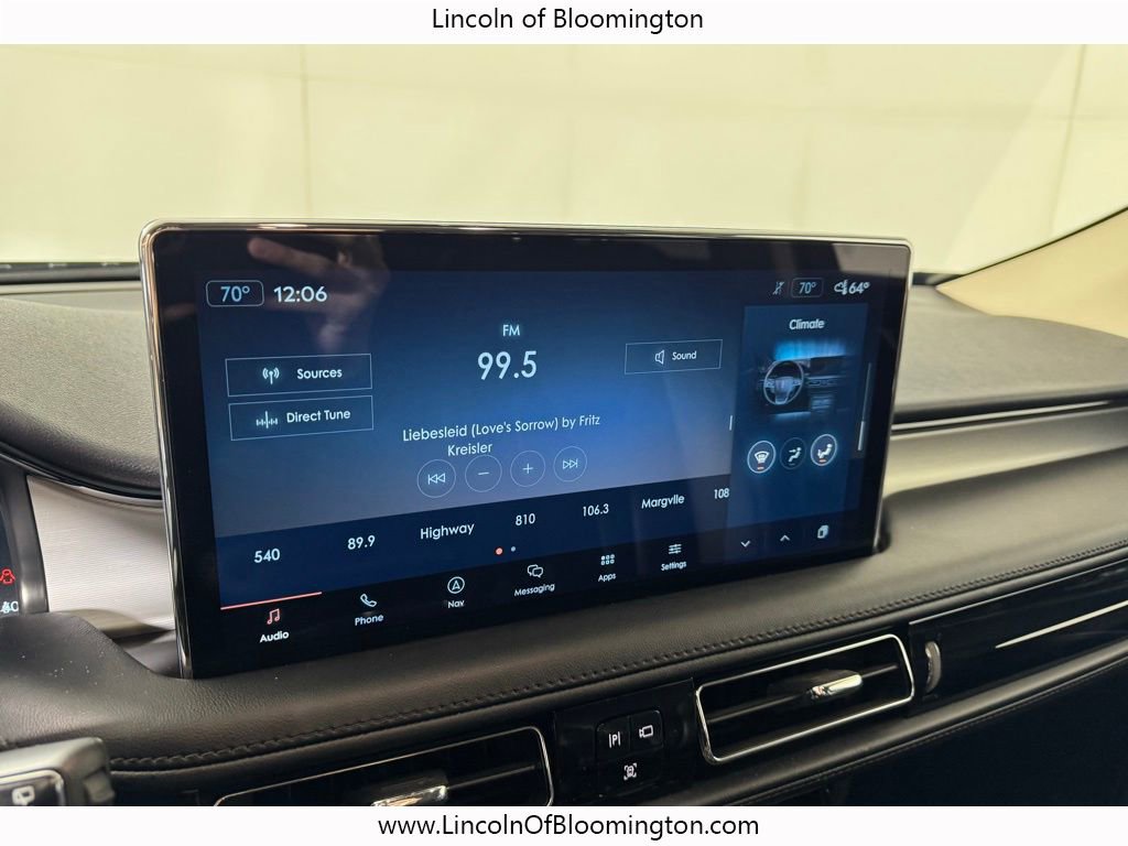 Used 2023 Lincoln Nautilus AWD w/ Premium Package image 39