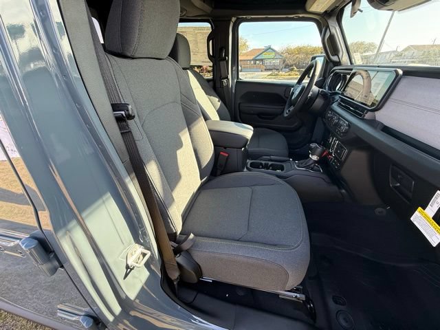 New 2026 Jeep Gladiator Sport AWD/4WD image 11