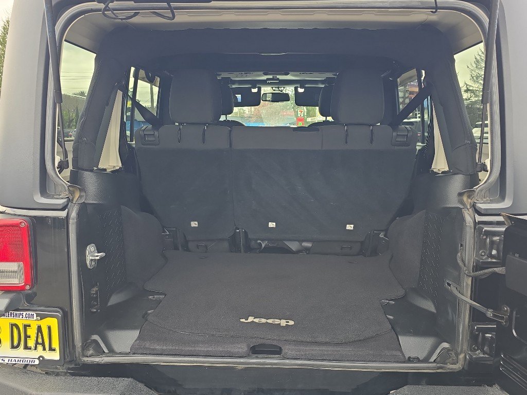 Used 2016 Jeep Wrangler Unlimited Sport w/ Quick Order Package 24S AWD/4WD image 9