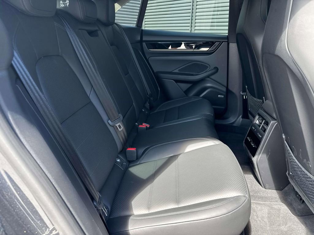 Certified 2024 Porsche Macan 4 Electric image 14