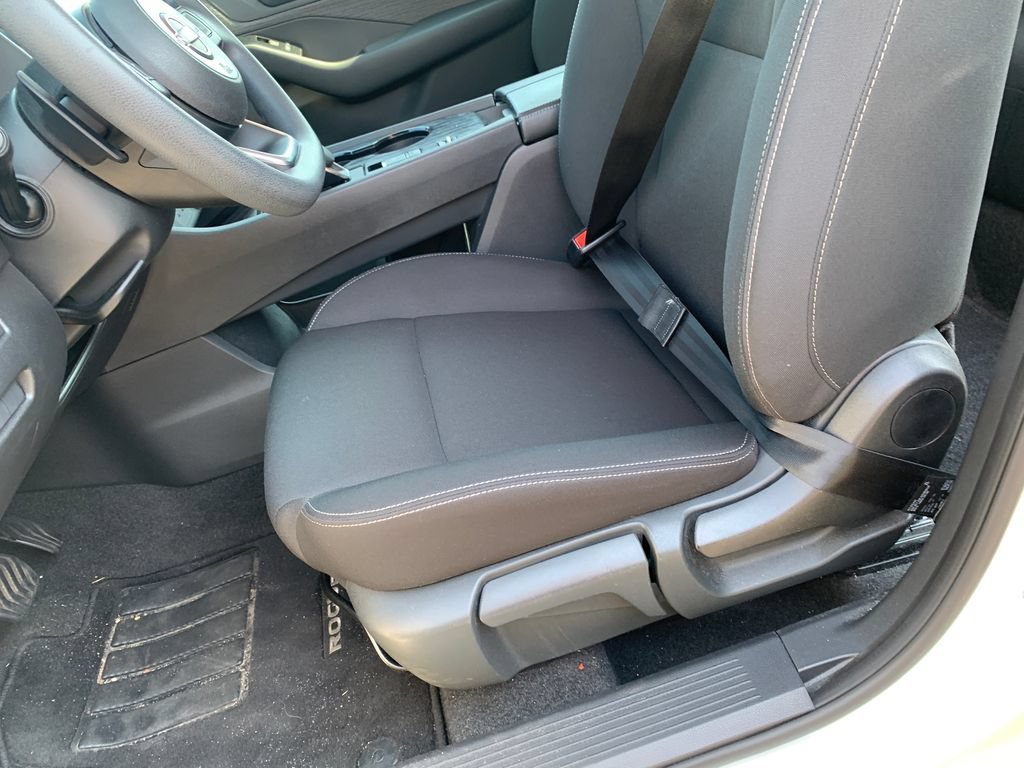 Used 2023 Nissan Rogue SV w/ SV Premium B Package FWD image 22