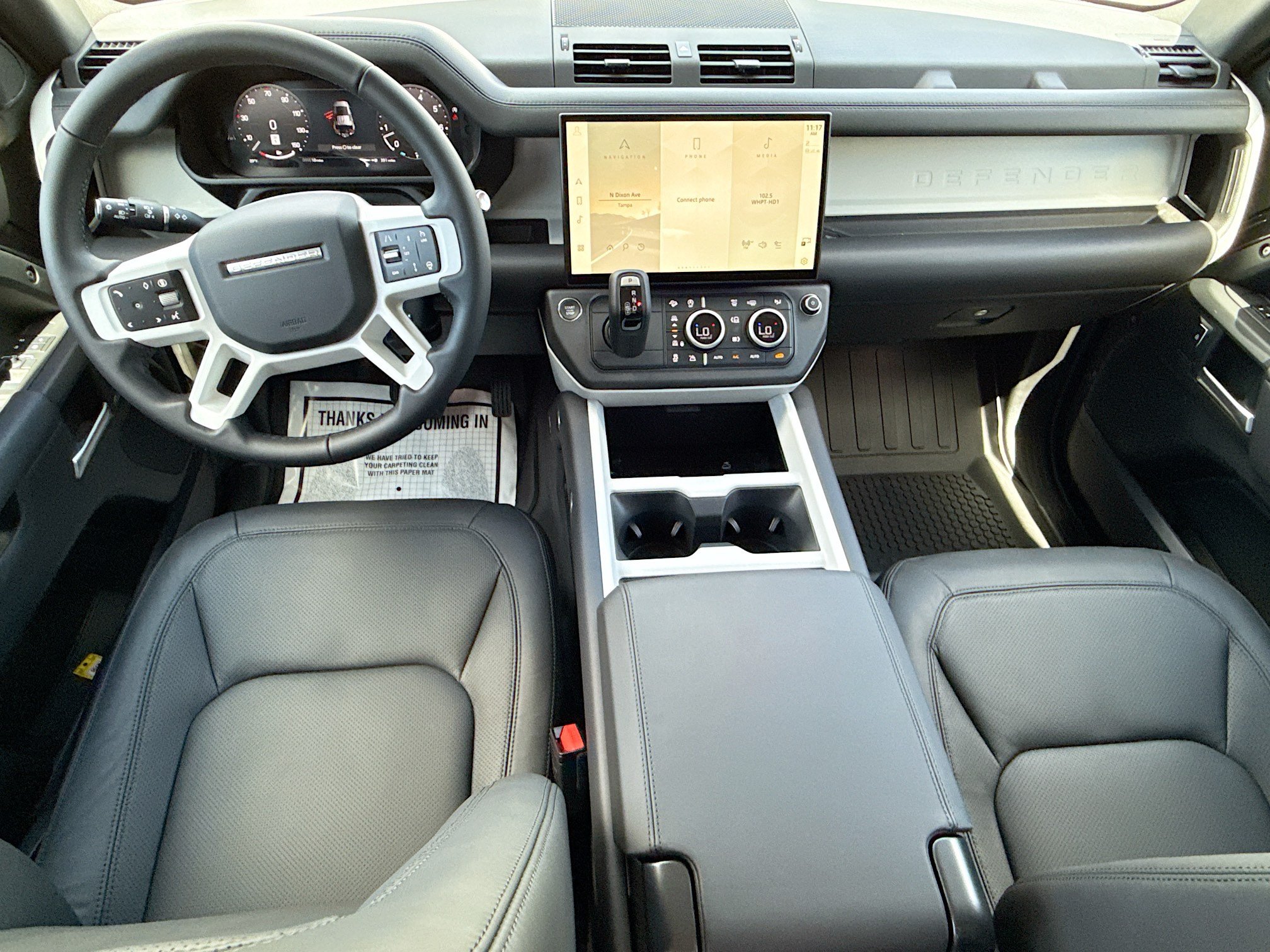 New 2026 Land Rover Defender 110 X-Dynamic SE AWD/4WD image 16