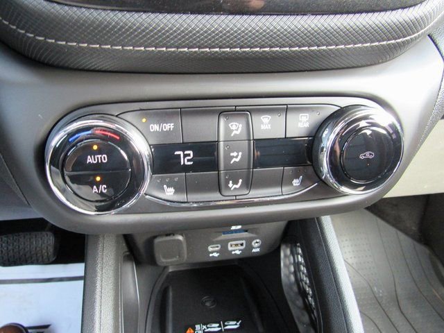 Used 2023 Chevrolet TrailBlazer ACTIV w/ Sun and Liftgate Package AWD/4WD image 19