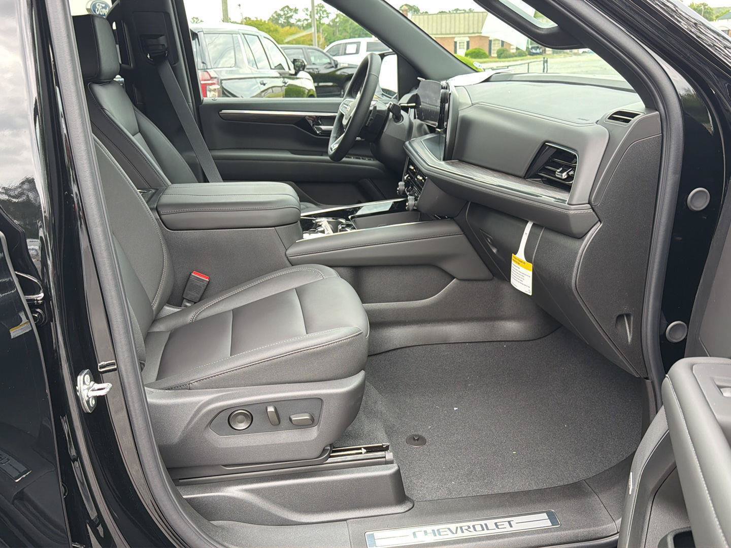 New 2026 Chevrolet Tahoe LT w/ Comfort Package RWD image 15