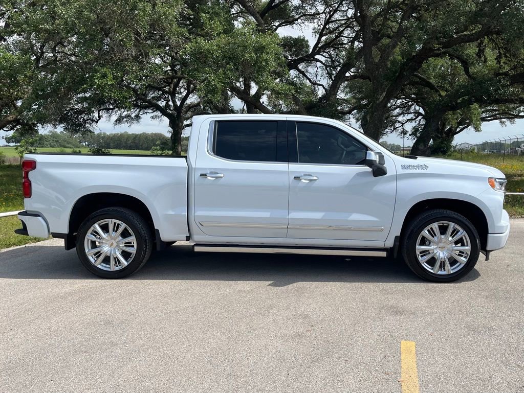 New 2026 Chevrolet Silverado 1500 High Country AWD/4WD image 4