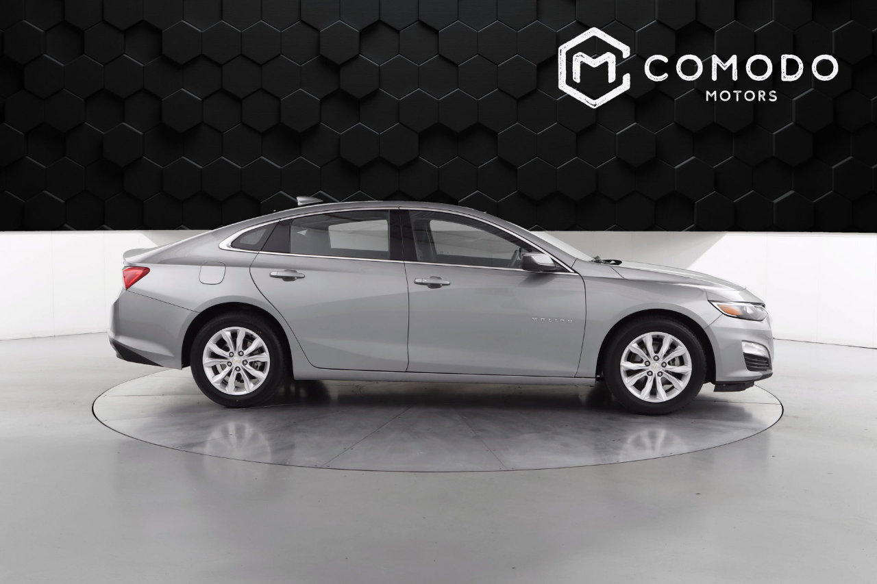 Used 2023 Chevrolet Malibu LT image 2