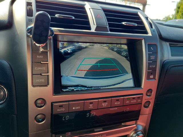 Used 2020 Lexus GX 460 Premium w/ Premium Package AWD/4WD image 23