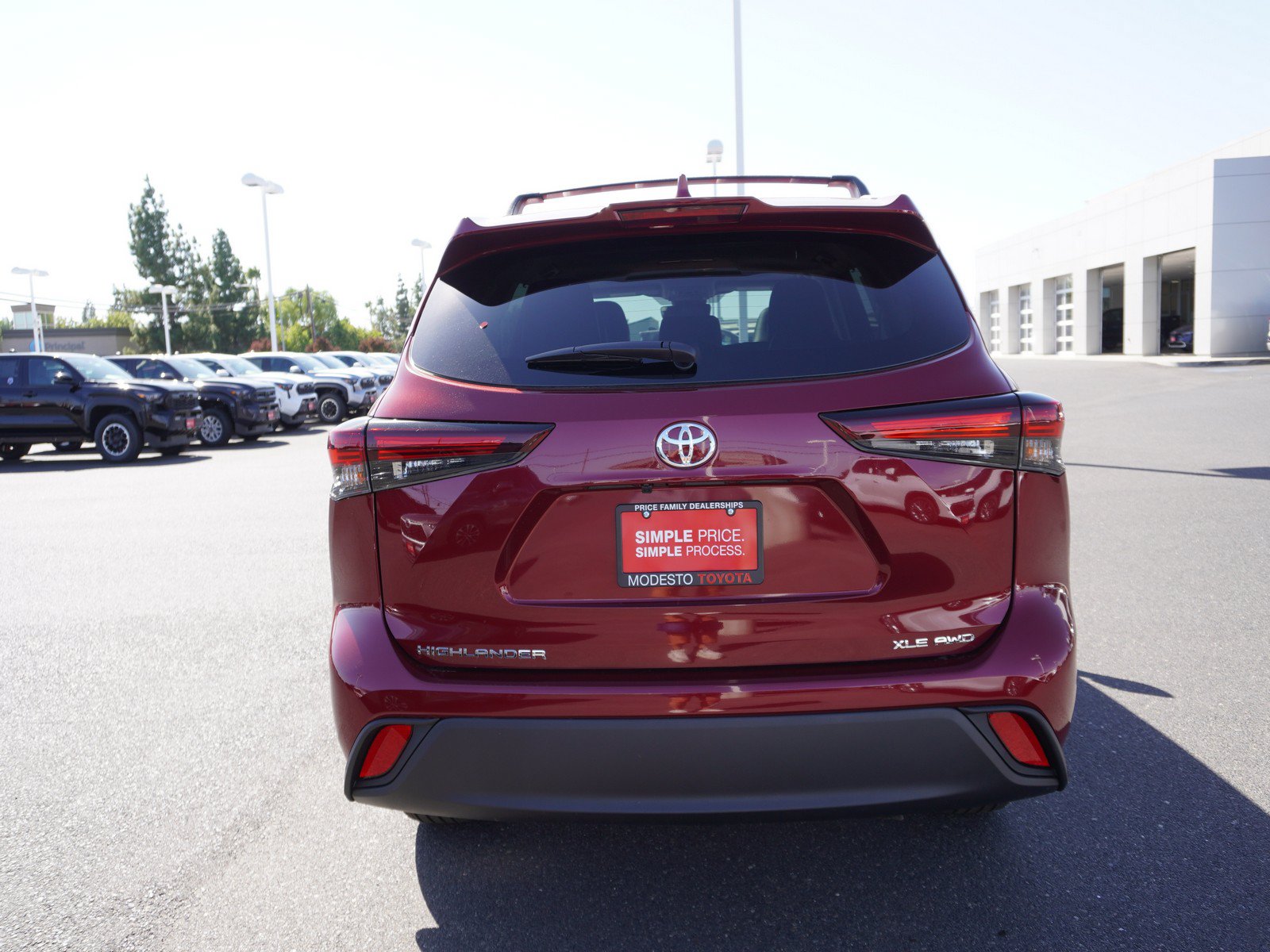 New 2026 Toyota Highlander XLE AWD/4WD image 9