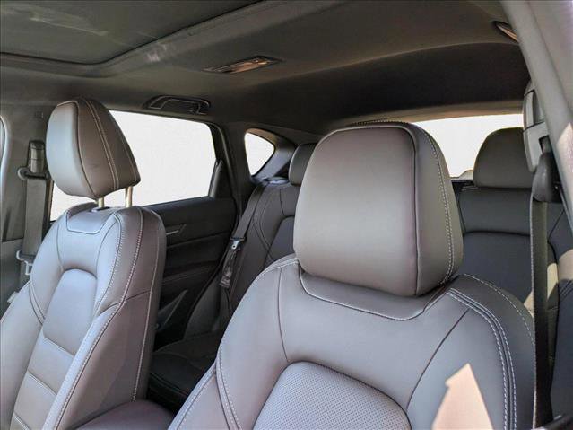 New 2025 MAZDA CX-5 Signature image 4