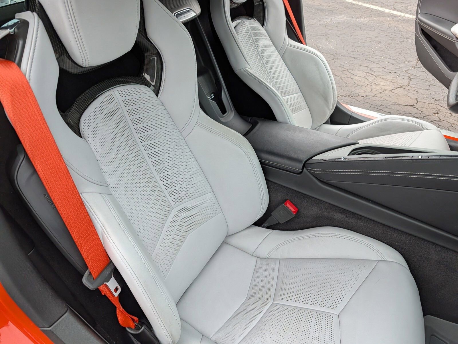 Used 2020 Chevrolet Corvette Stingray Preferred Cpe w/ 2LT Preferred Equipment Group image 35