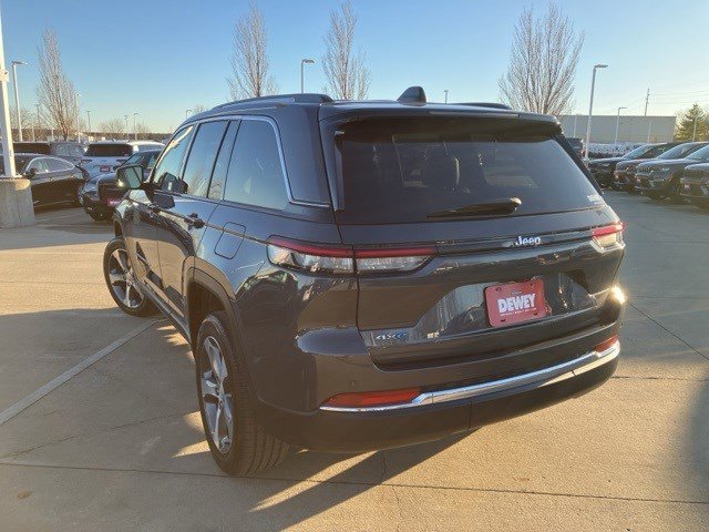 Used 2022 Jeep Grand Cherokee Limited 4xe image 8