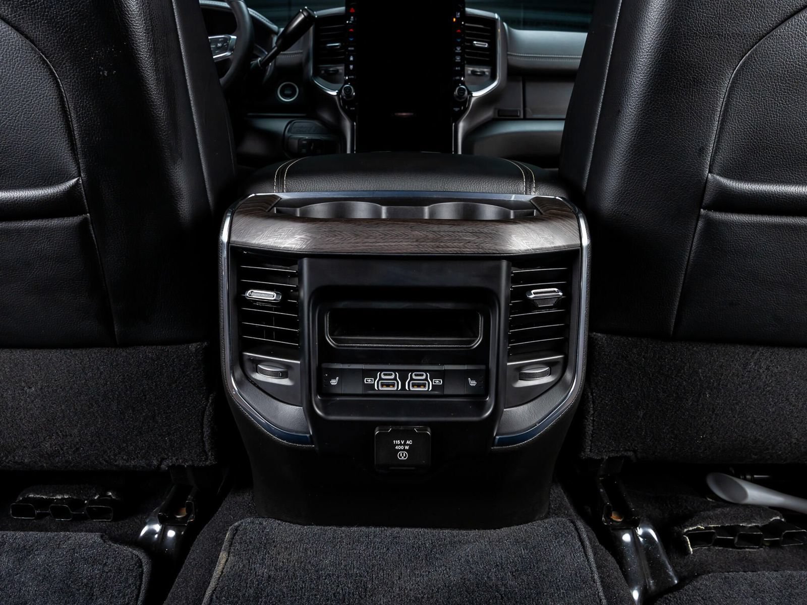 Used 2025 RAM 3500 Laramie AWD/4WD image 30