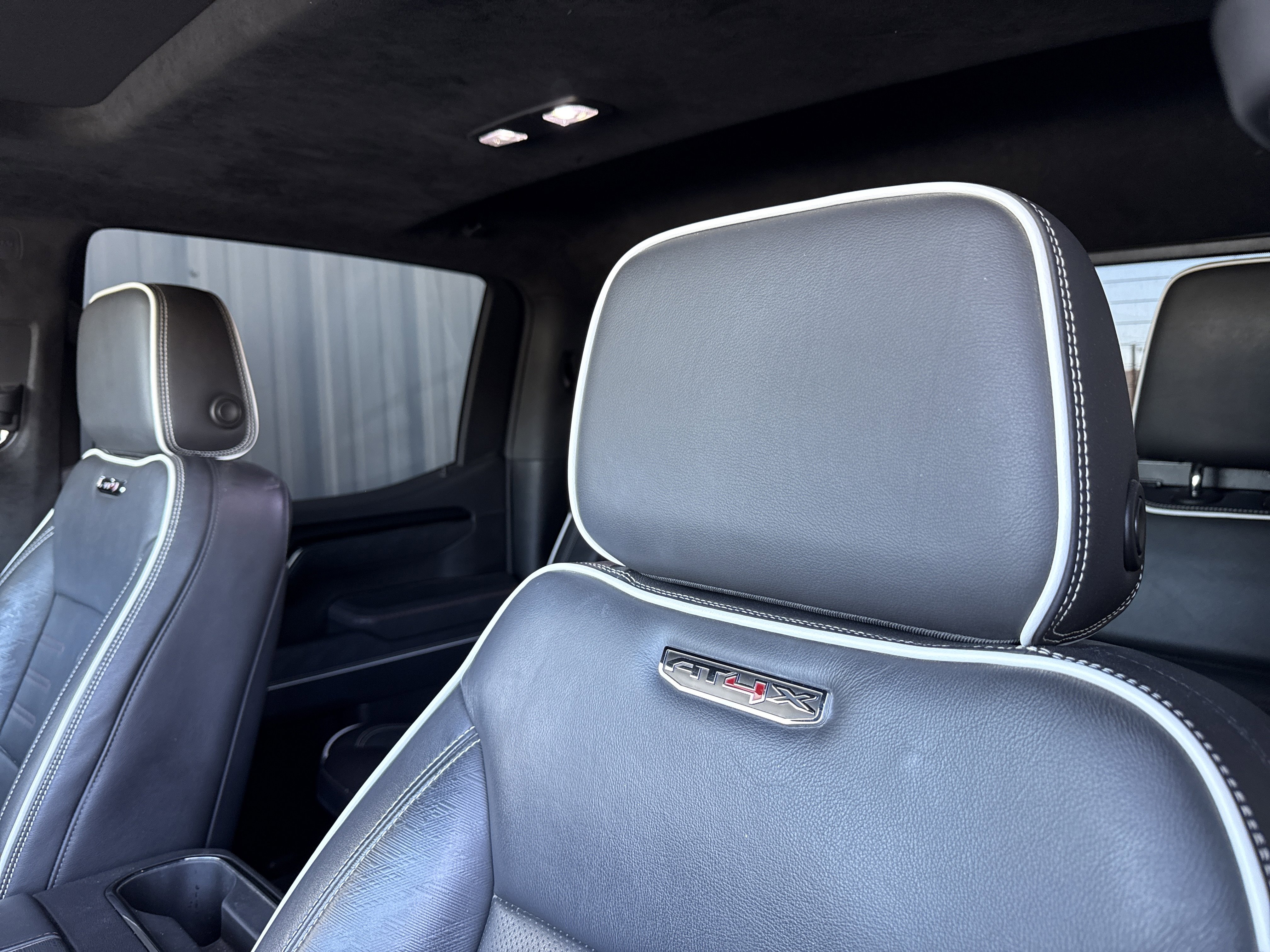 Used 2024 GMC Sierra 1500 AT4X image 17