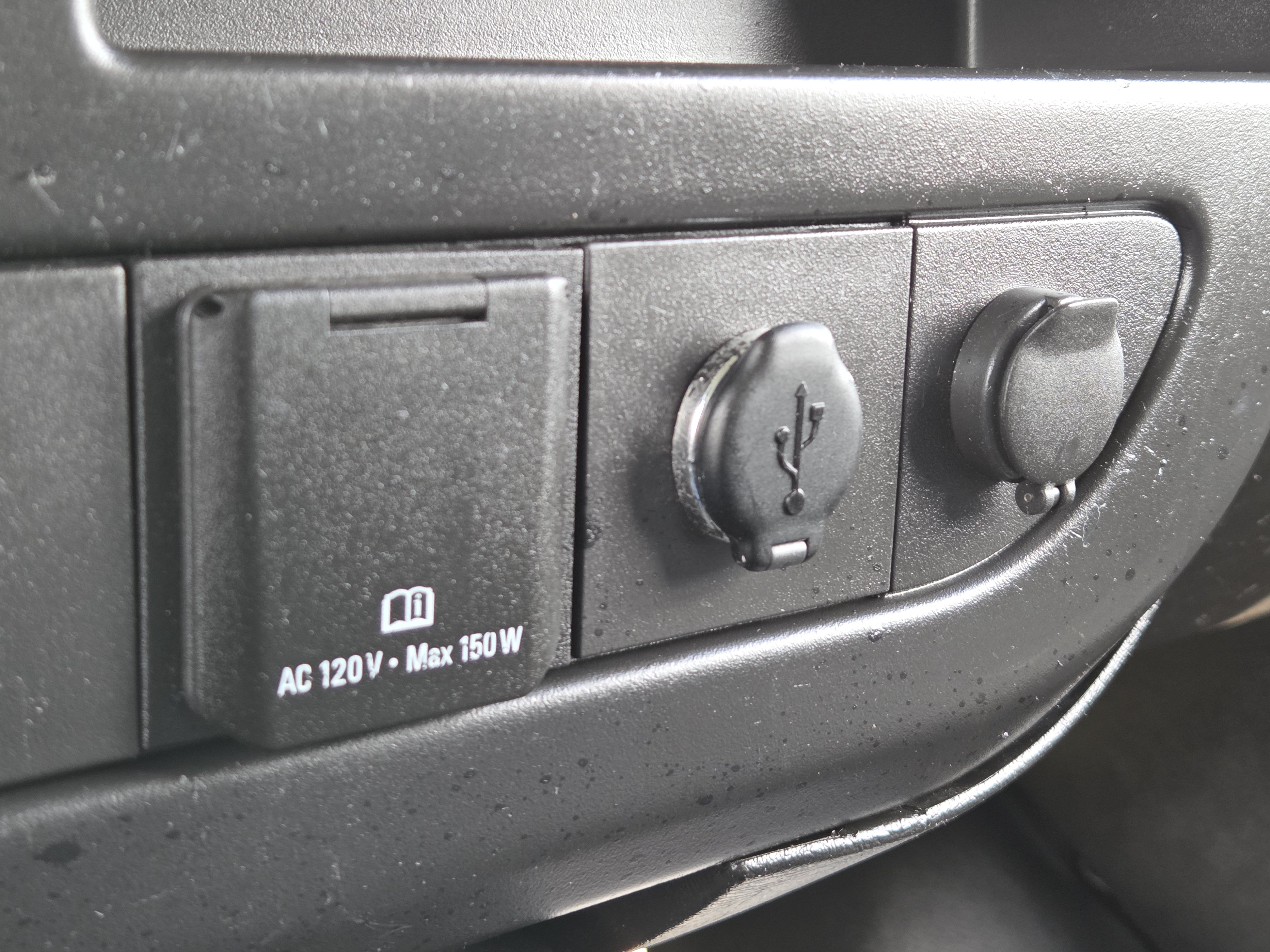 Used 2015 GMC Savana 2500 RWD image 13