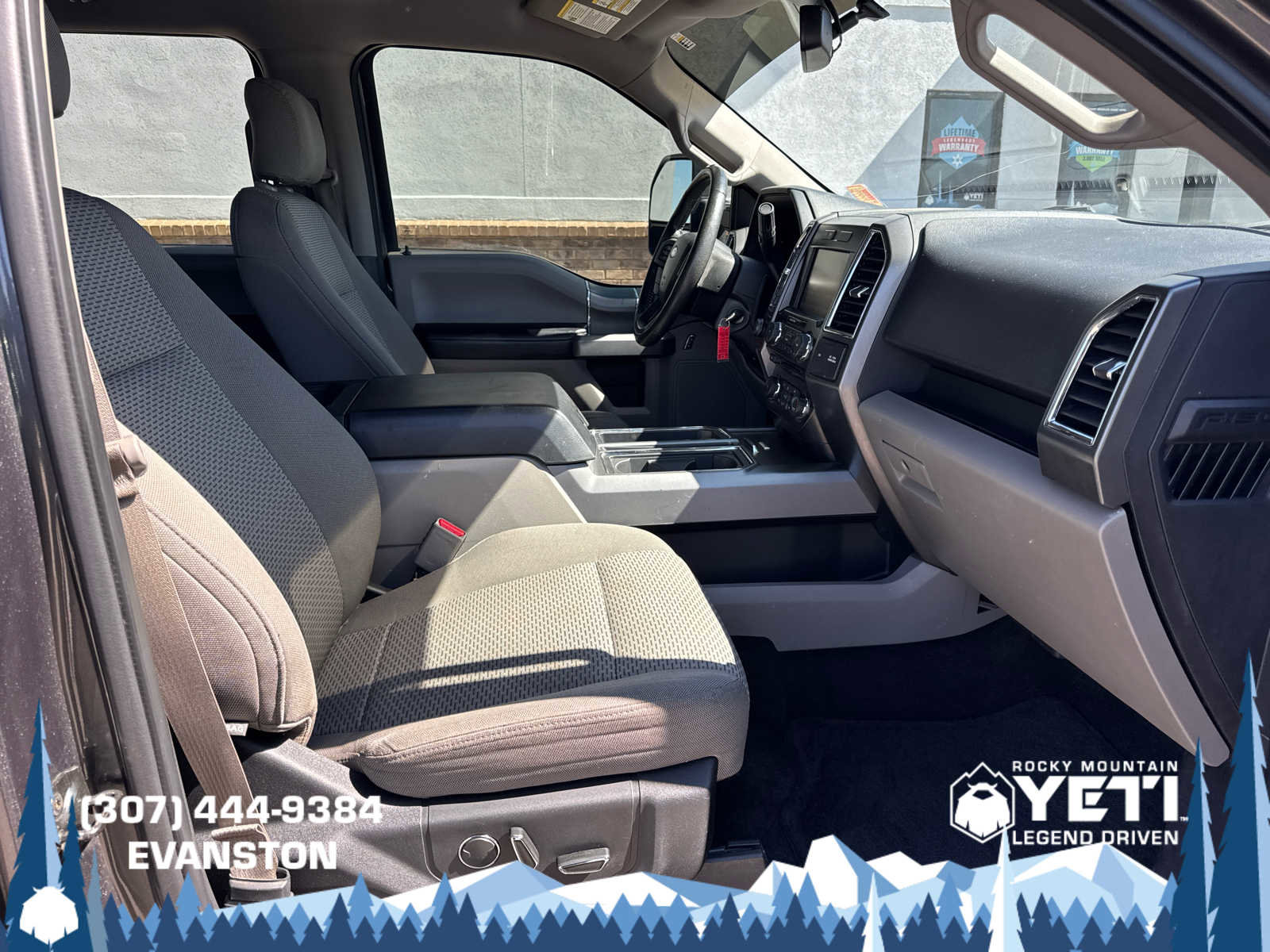 Used 2015 Ford F150 XLT w/ Equipment Group 302A Luxury AWD/4WD image 12