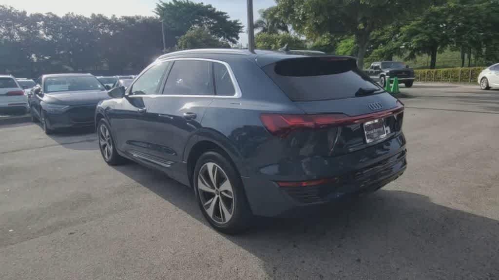 Certified 2024 Audi Q8 e-tron Premium Plus AWD/4WD image 6