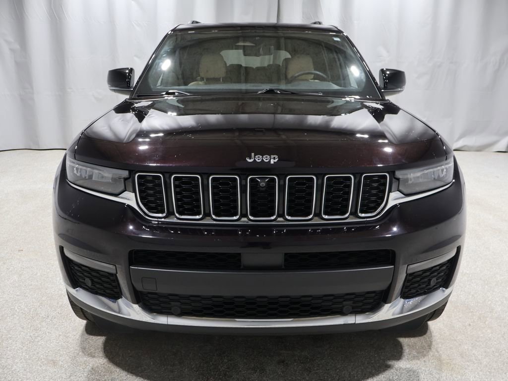 Used 2023 Jeep Grand Cherokee L Limited w/ Luxury Tech Group II image 9