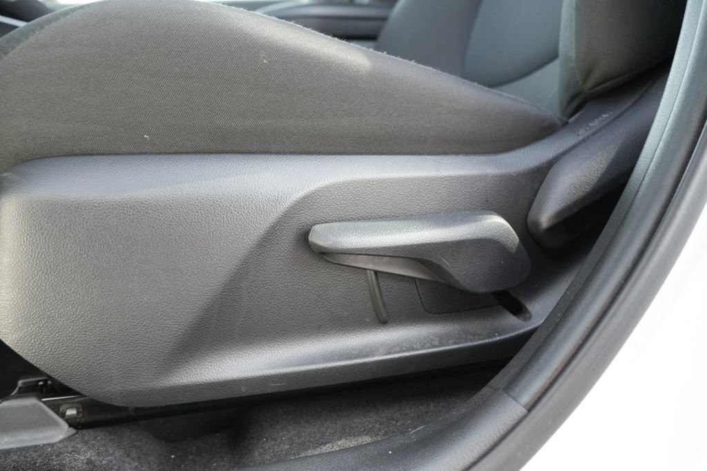 Used 2025 Toyota RAV4 LE image 21