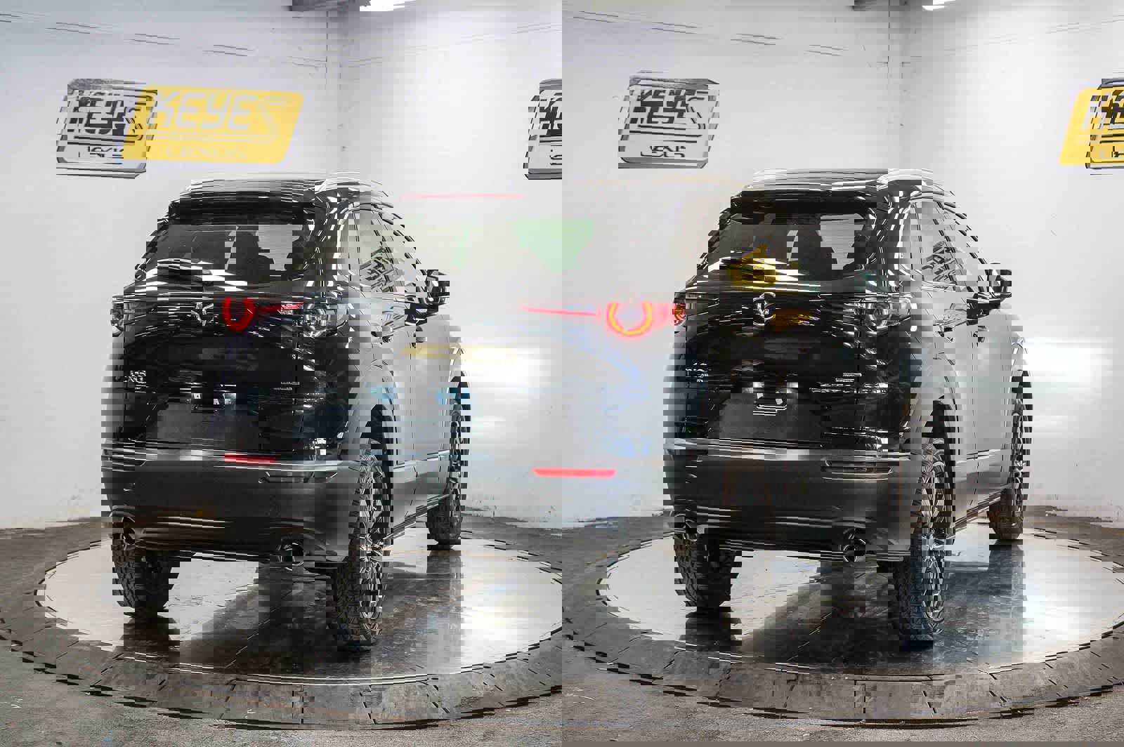 Used 2024 MAZDA CX-30 AWD 2.5 S w/ Select Sport Pkg image 4