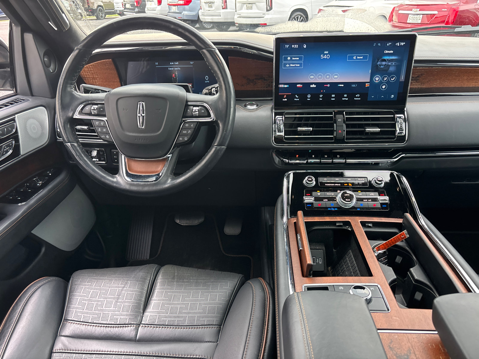 Used 2023 Lincoln Navigator L Black Label AWD/4WD image 27