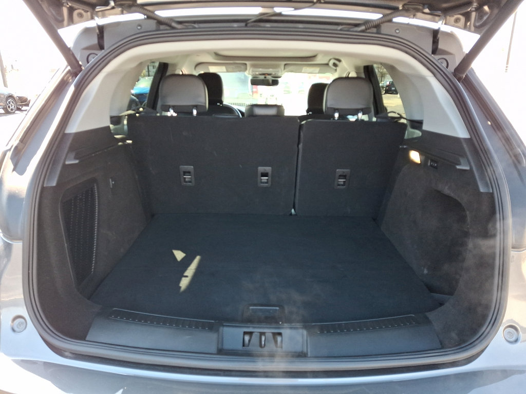 Used 2022 Lincoln Corsair Reserve w/ Equipment Group 201A image 18