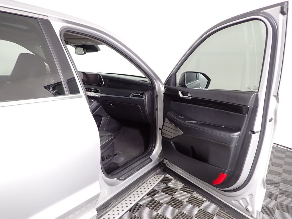 Used 2021 Hyundai Palisade Limited FWD image 40