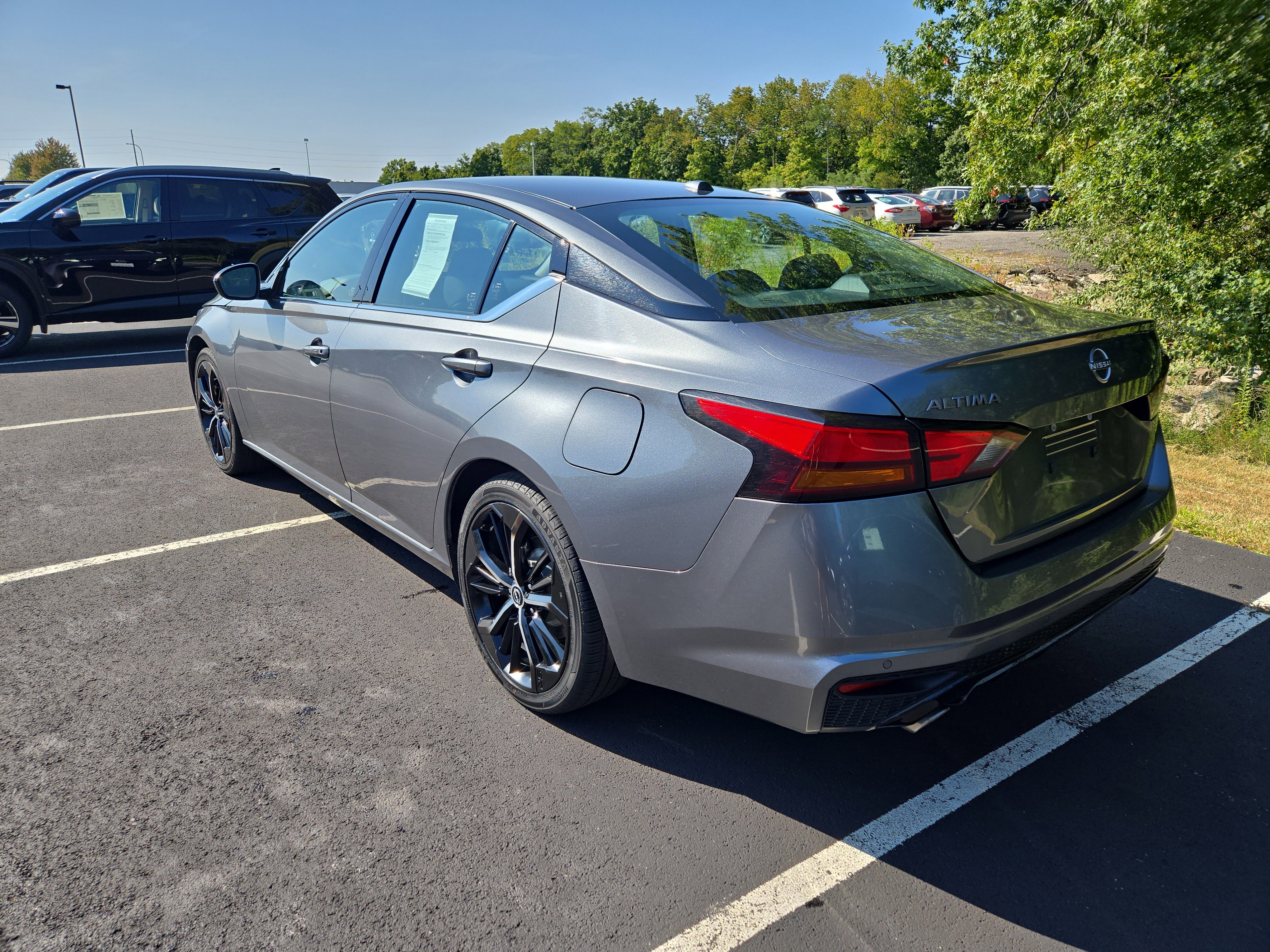 Used 2023 Nissan Altima 2.5 SR image 6