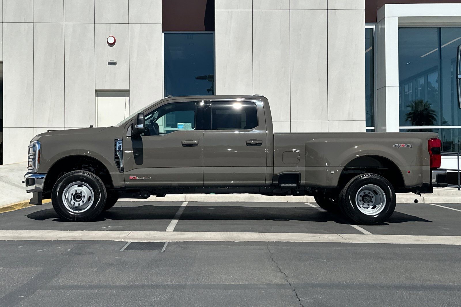 New 2026 Ford F350 XLT w/ XLT Premium Package image 6