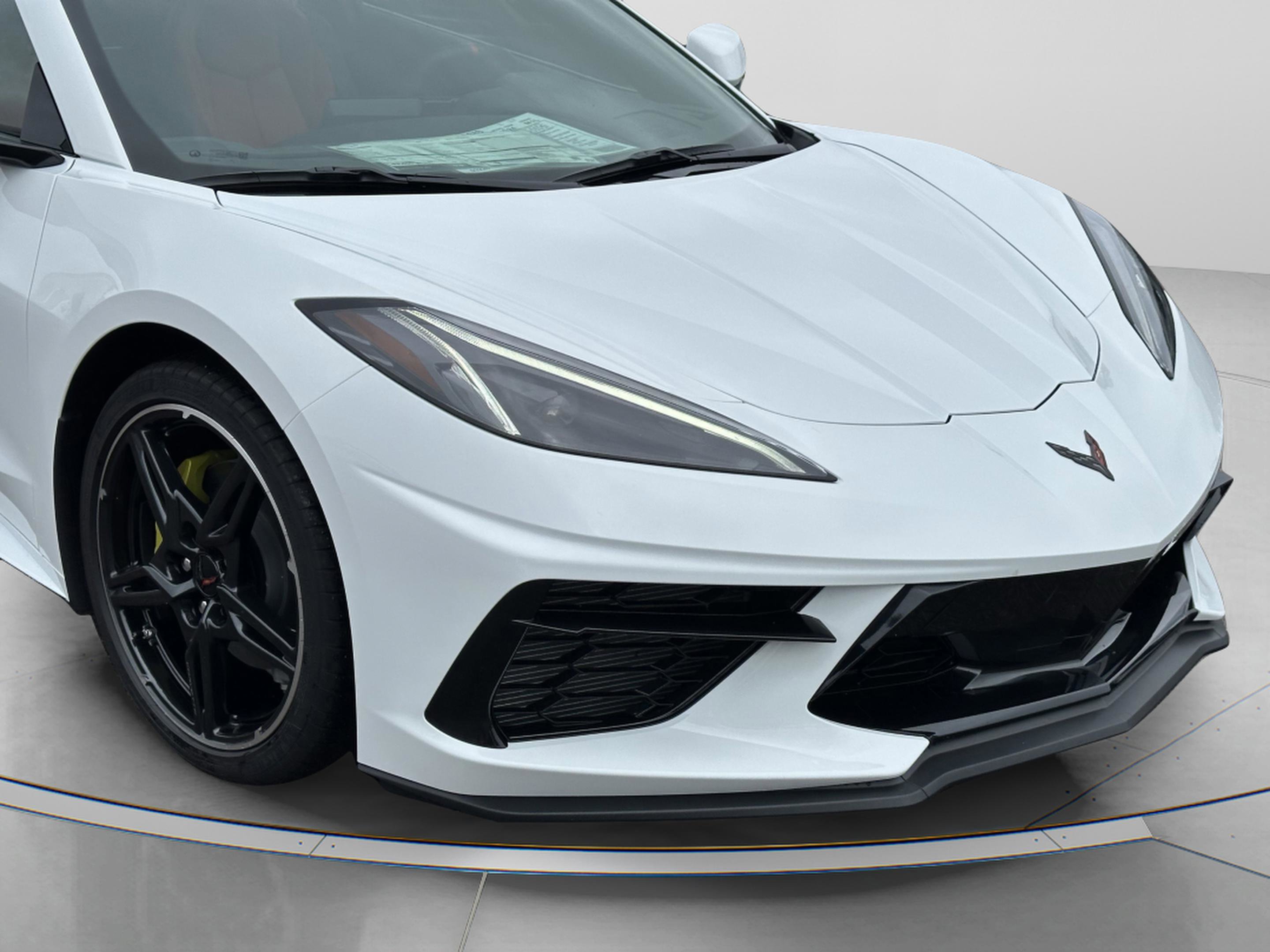 Used 2024 Chevrolet Corvette Stingray Coupe image 9