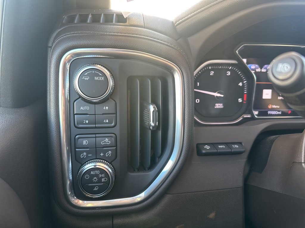 Used 2023 GMC Sierra 3500 Denali w/ Denali Ultimate Package image 18